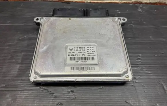 Mercedes-Benz C W204 Engine control unit/module A6461502572 28103531 A0054461740
