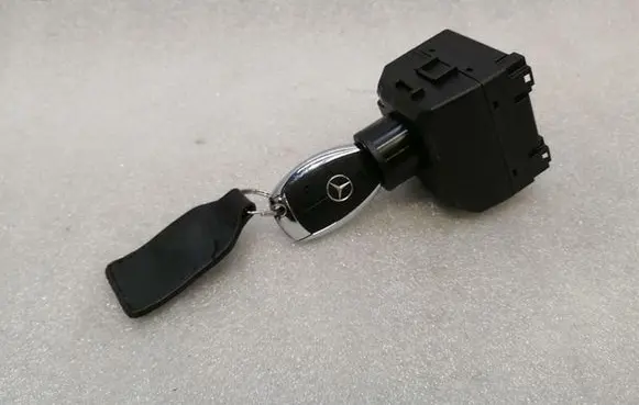 Mercedes-Benz CL C216 Engine start stop button switch A2215450708
