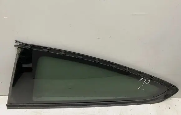 BMW 4 F32 F33 Rear side window 7433355