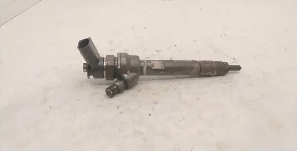 Fuel injector