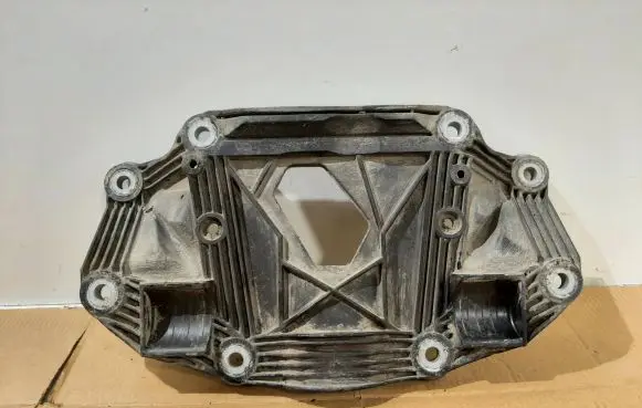 Volvo XC70 Rear underbody cover/under tray 30639931