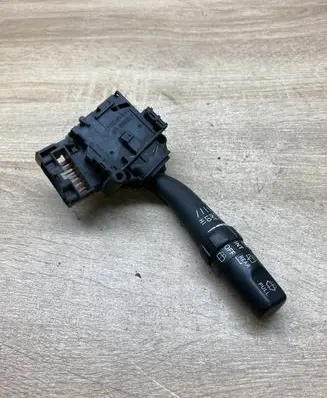 Toyota Avensis T220 Wiper control stalk 8465205130