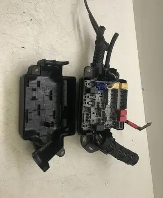 Fiat 500L Fuse box set
