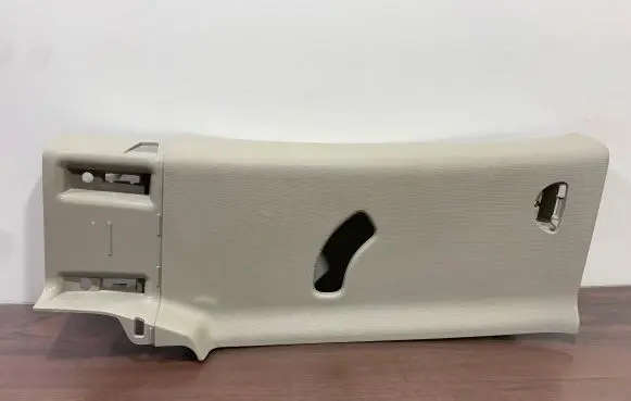 Dodge VAN RAM (C) pillar trim 1DX60TRMAA