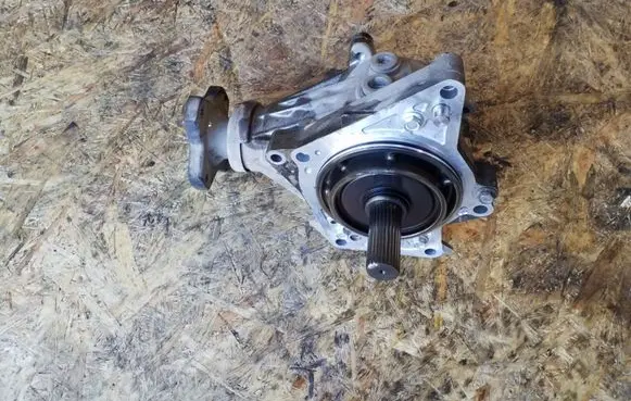 Nissan Qashqai Gearbox transfer box case 