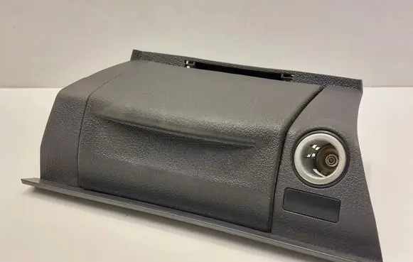 Ashtray (front)