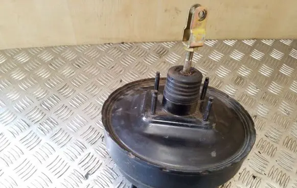 Subaru Forester SG Brake booster