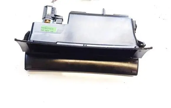 Volkswagen PASSAT B7 Car ashtray 3C0863284K