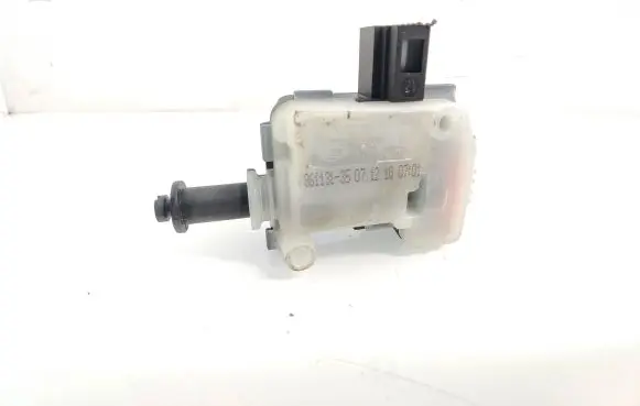 Volvo V60 Central locking motor 86113135