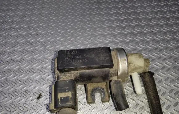 Skoda Superb B5 (3U) Turbo solenoid valve 1JO906627B