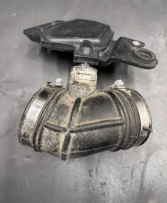 Intercooler hose/pipe