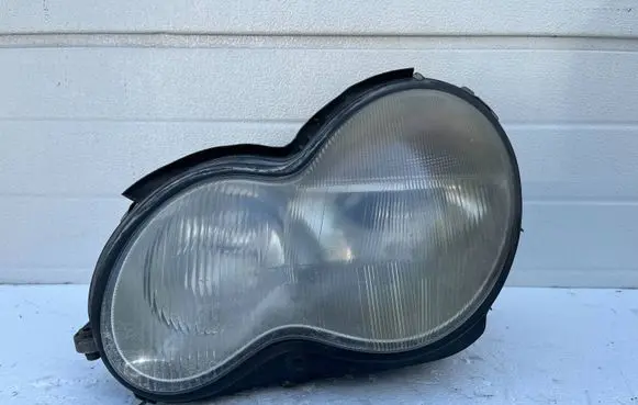 Mercedes-Benz C W203 Headlight/headlamp