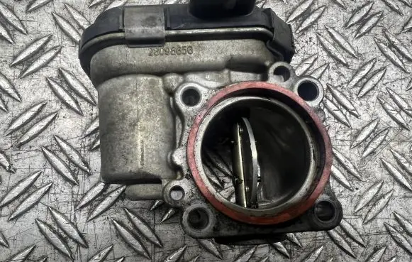 Citroen C5 Throttle body valve 28098656