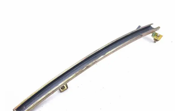 Mitsubishi 3000 GT Front door windshield rail 
