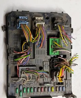 Citroen C4 I Comfort/convenience module 9664058780 101207 BSI04EVK0