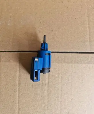 Volkswagen Fox Clutch pedal sensor 1J0927189F 19322013