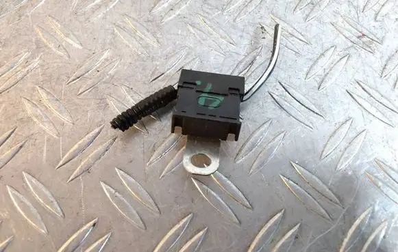 Lexus IS III XE30 Other relay 9098004200