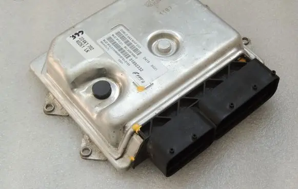 Fiat Doblo Engine control unit/module 51892332