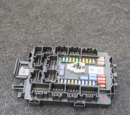Tesla Model S Fuse box set 109440900E