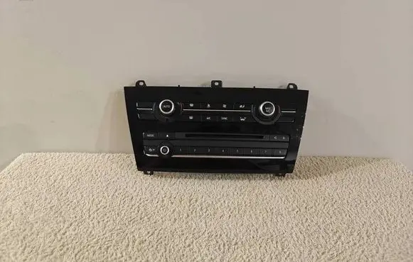 BMW X3 F25 Climate control unit 1000024504 20142017 24504