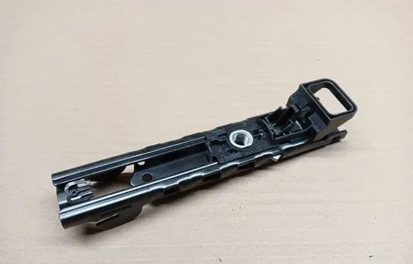 Volkswagen PASSAT B8 Seat belt height adjuster 4M0857819 624765900K 627966600