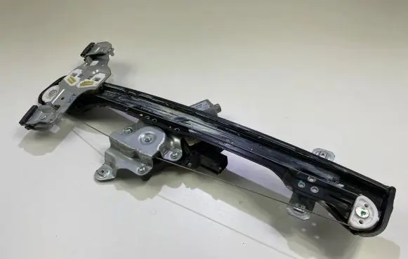 Opel Mokka X Rear window lifting mechanism without motor 98920SUV20 001100807296 7J28