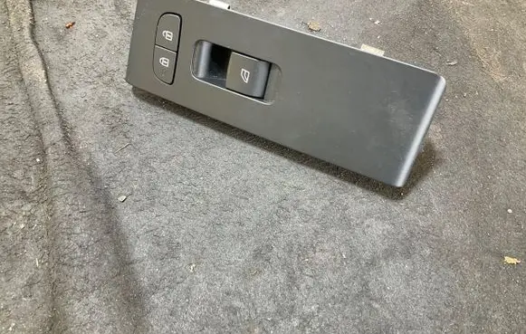 Volvo XC40 Electric window control switch 31456060 DAT221126