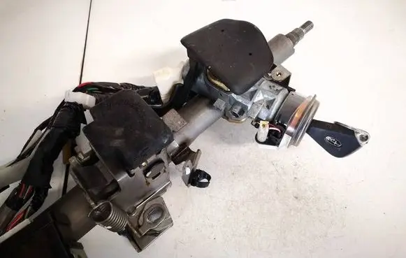 Subaru Legacy Ignition lock