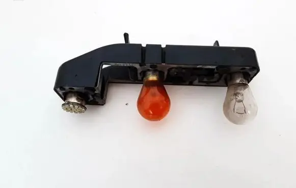 Volvo S70 V70 V70 XC Tail light bulb cover holder 7683