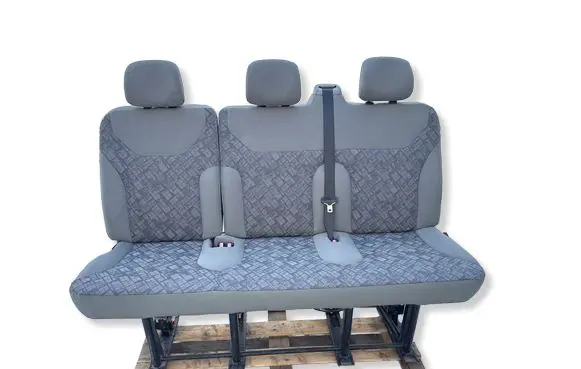 Opel Vivaro Second row seats 