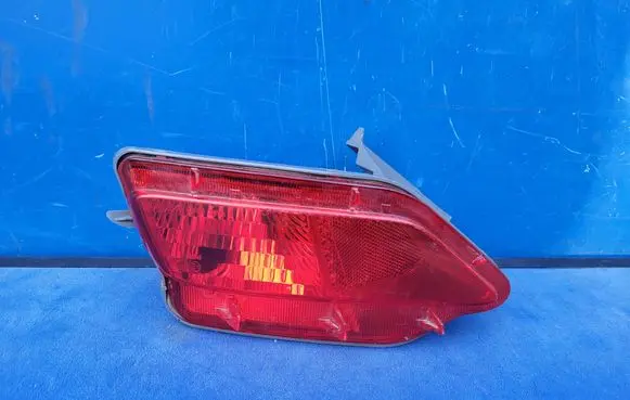 Toyota RAV 4 (XA40) Rear bumper light 4260 ICHIKOH4260