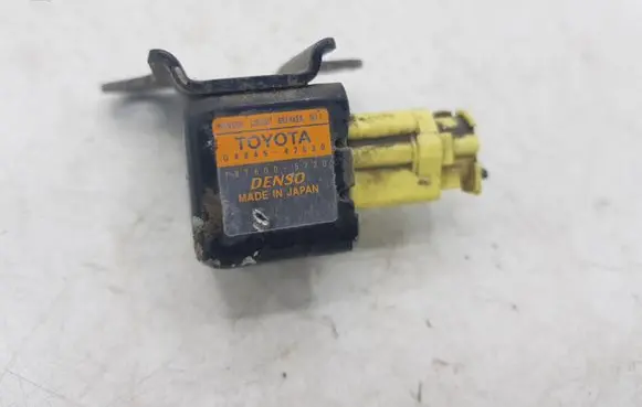 Toyota Prius (XW20) Airbag deployment crash/impact sensor G484547020 1876005720
