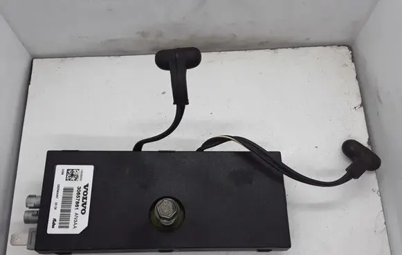 Volvo S80 Aerial antenna amplifier 30657861