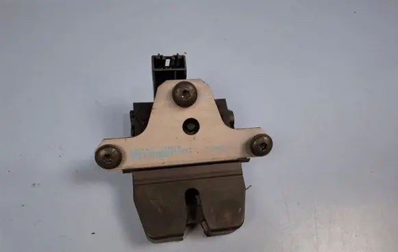 Ford Mondeo MK IV Tailgate/trunk/boot lock/catch/latch 8M51R442A66AB