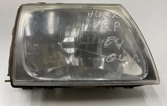 Toyota Hilux (AN10, AN20, AN30) Headlight/headlamp 4H0199113H 3585 E130738