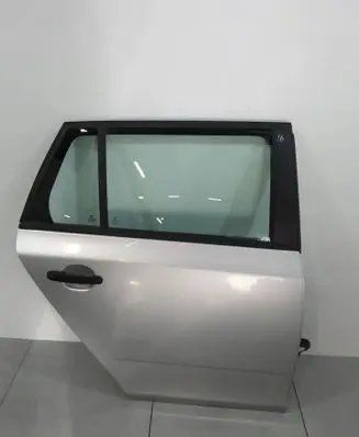 Skoda Fabia Mk2 (5J) Front door 