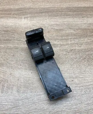 Volkswagen Golf IV Electric window control switch 1J3959857 F005S00004