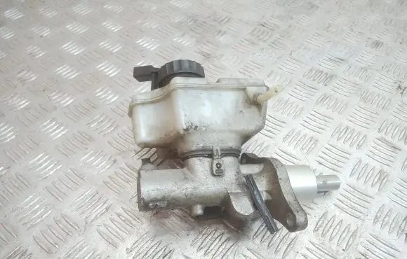 Skoda Octavia Mk2 (1Z) Master brake cylinder