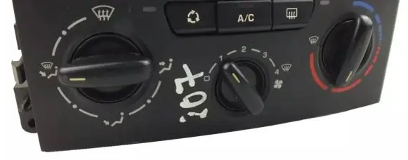 Peugeot 207 Climate control unit 69910004
