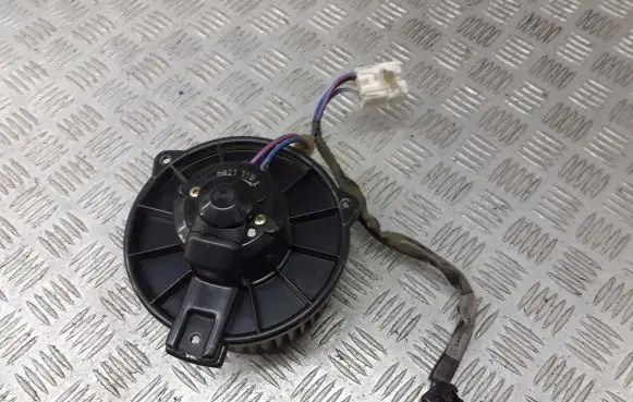 Toyota Yaris Verso Front door blower motor BRAK
