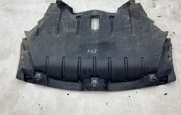 BMW X6 E71 Engine splash shield/under tray 7180633