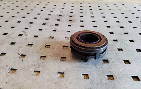 Skoda Superb B6 (3T) clutch release bearing 02A141165M
