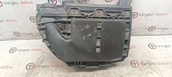 Air filter box
