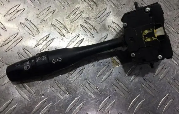 Nissan Almera N16 Indicator stalk d36852b