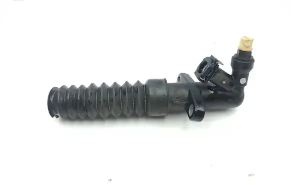 Clutch slave cylinder