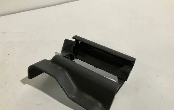 Mercedes-Benz E W211 Front driver seat rail trim 2119190920