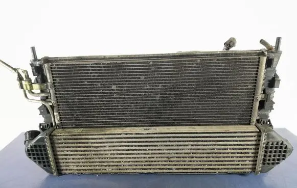 Ford Focus Coolant radiator 