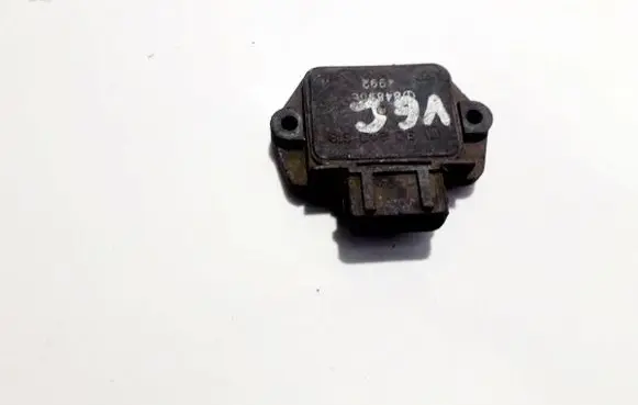 Opel Corsa B Ignition amplifier control unit 90243618 84890e