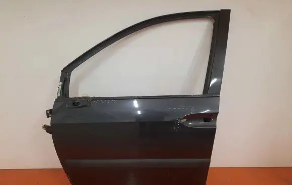 Peugeot 807 Front door