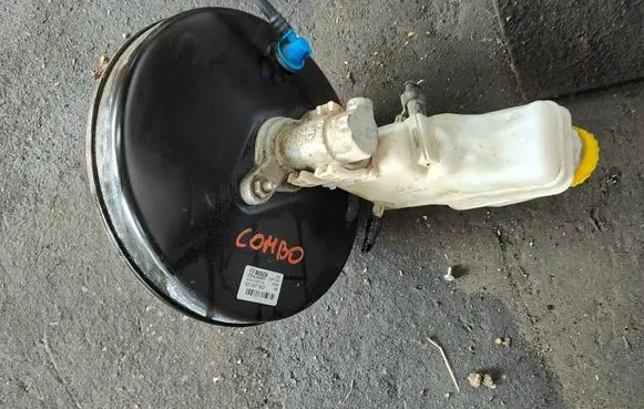 Opel Combo D Brake booster 52087502